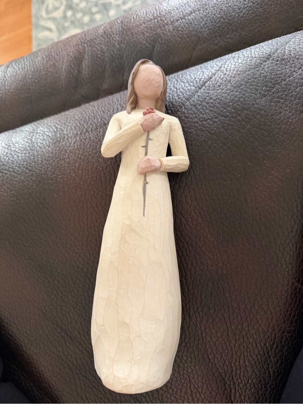 Willow Tree Cream Figurine Holding Pink Rose - Angel of Love